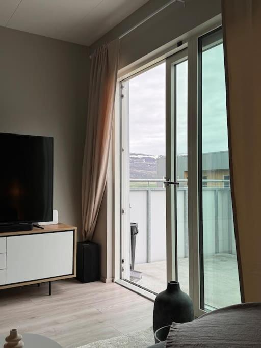 Nice & Cozy Two Bedroom Apartment With A Balcony Akureyri Exteriér fotografie